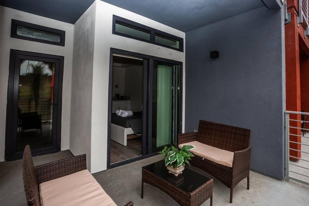 Studio With Large Balcony- San Diego Gateway Eksteriør billede